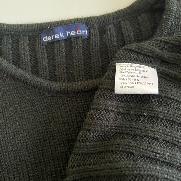 Derek Heart black sweater - Picture 2 of 3